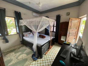 Anayah House